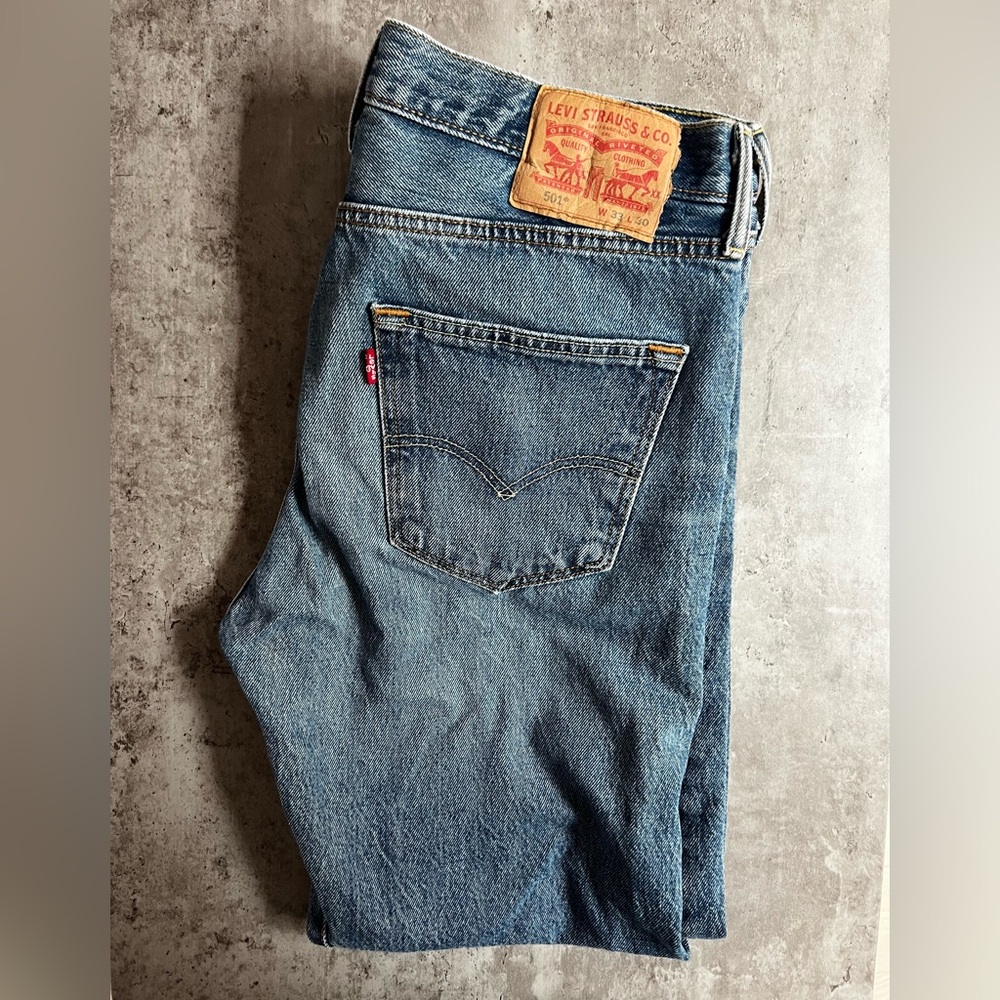 Levi's 501 - Men's straight light blue jeans